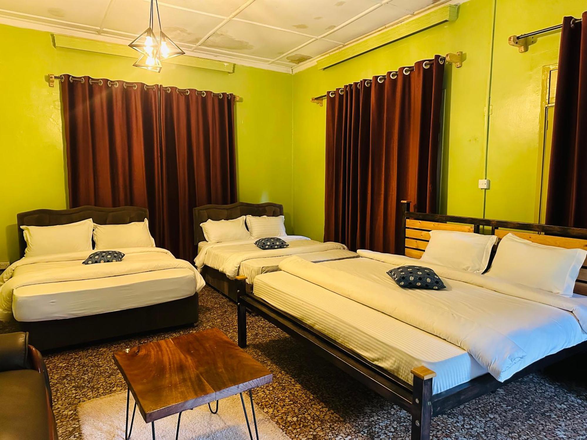 Afro Smile Hotel & Guest House Jinja Exterior photo